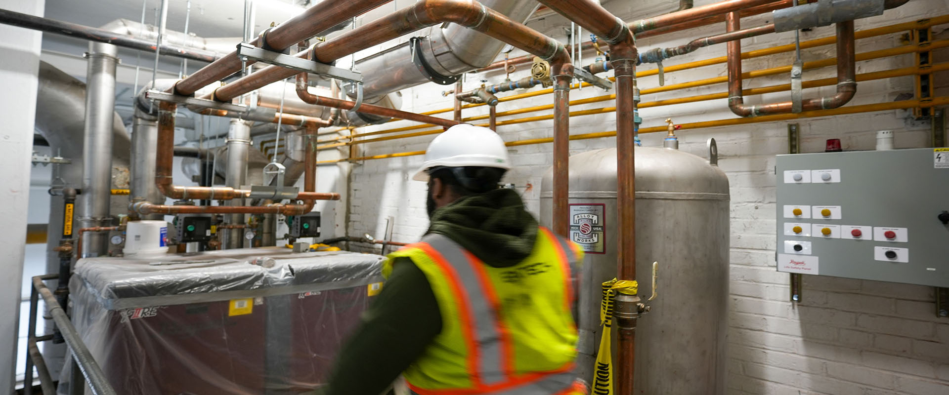 24015_NYCHA_Ravenswood Boilers_01