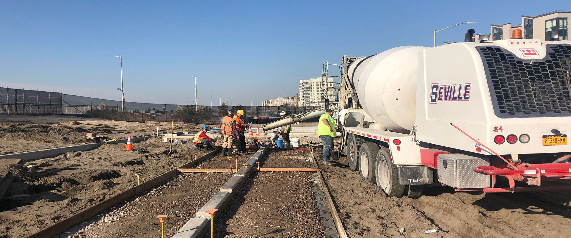 16004-14_Shorefront Parkway_02