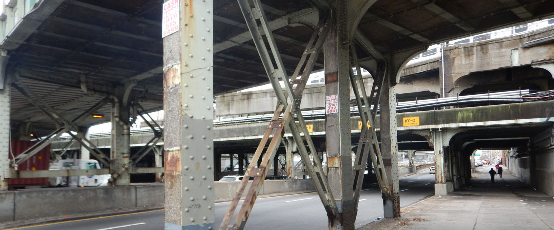 17011_Van Wyck Expressway_02