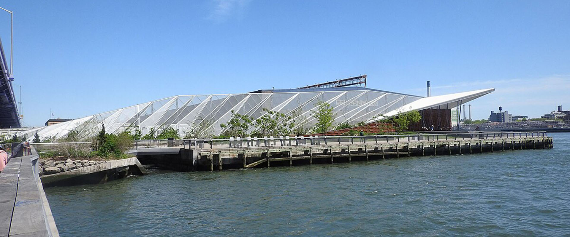 22057-1_Pier 35-36 Rehab_Wikimedia