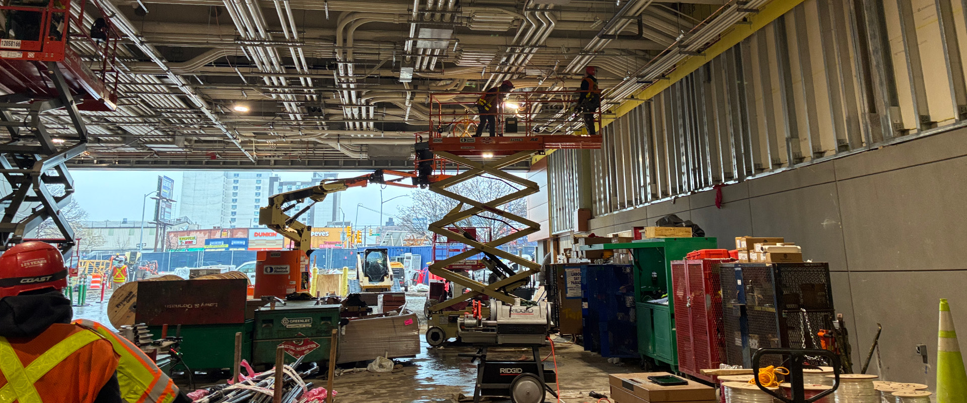 22072 JamaicaBusDepot Scissor Lifts_w