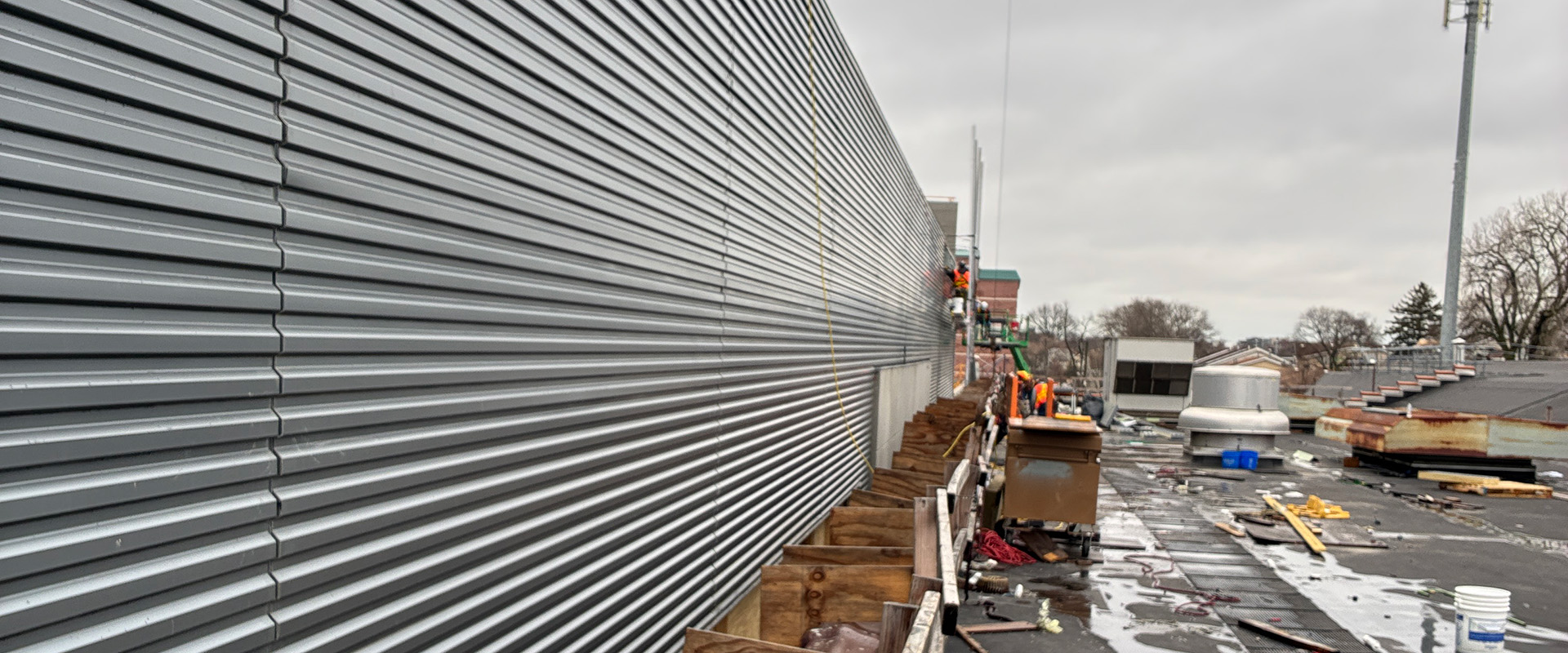 22072 JamaicaBusDepot building exterior vertical view_w